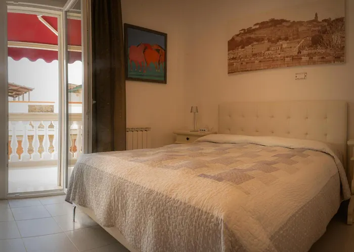 Ξενοδοχείο Hotel La Scogliera *